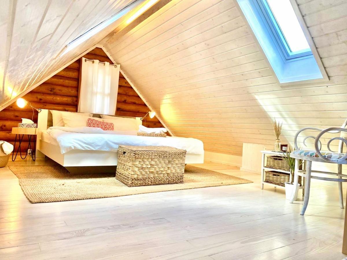 Pine Lodge Hlevci Esterno foto